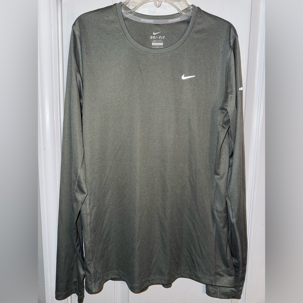 Nike Dri-FIT Grey Long Sleeve Running Top Size L